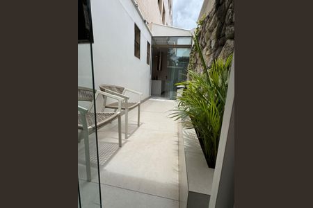 Sacada de apartamento à venda com 3 quartos, 130m² em Fonte Grande, Contagem