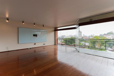 Sala de estar de casa para alugar com 5 quartos, 345m² em Jardim Franca, São Paulo