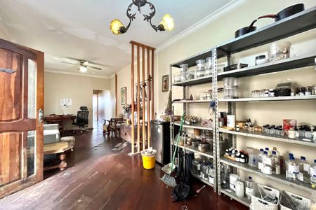 Sala de casa à venda com 3 quartos, 185m² em Vila Alexandria, São Paulo