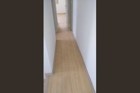 Corredor de casa à venda com 4 quartos, 200m² em Jardim São Luís, São Paulo