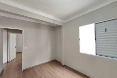 Quarto 1 de apartamento à venda com 2 quartos, 42m² em Vila Marieta, Campinas