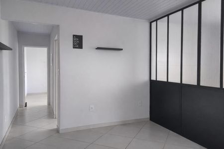 Sala de casa para alugar com 2 quartos, 80m² em Vila Olorum, Nova Iguaçu