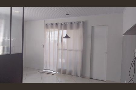 Sala de casa para alugar com 2 quartos, 80m² em Vila Olorum, Nova Iguaçu