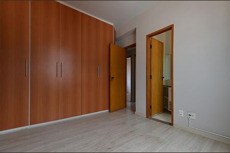 Suíte de apartamento à venda com 3 quartos, 135m² em Palmares, Belo Horizonte