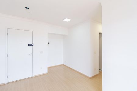 Sala de apartamento para alugar com 3 quartos, 66m² em Jardim das Belezas, Carapicuíba