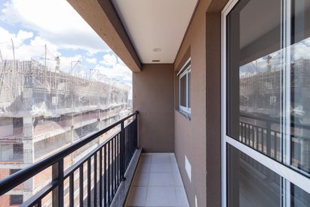 Sacada de apartamento para alugar com 2 quartos, 60m² em Jardim das Belezas, Carapicuíba