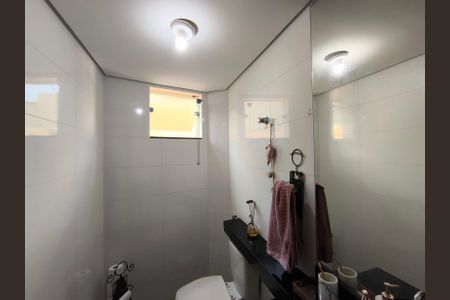 Casa para alugar com 3 quartos, 213m² em Vitoria, Belo Horizonte