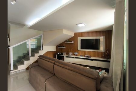 Casa para alugar com 3 quartos, 213m² em Vitoria, Belo Horizonte