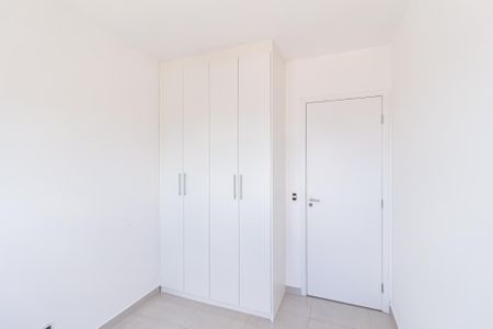 Quarto de apartamento para alugar com 2 quartos, 60m² em Jardim das Belezas, Carapicuíba
