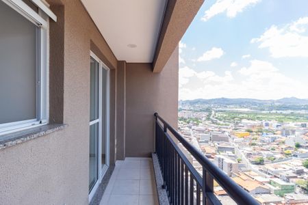 Sacada de apartamento para alugar com 2 quartos, 60m² em Jardim das Belezas, Carapicuíba