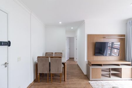 Sala de apartamento para alugar com 2 quartos, 60m² em Jardim das Belezas, Carapicuíba