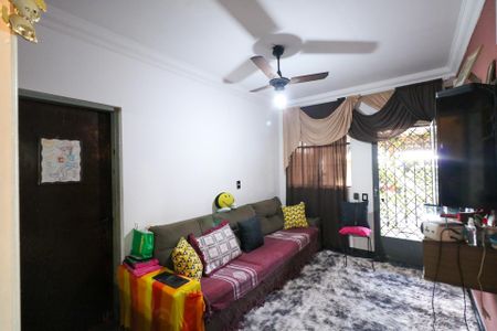 Sala de casa à venda com 5 quartos, 381m² em Parque Doroteia, Diadema