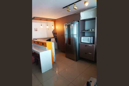 Cozinha de kitnet/studio para alugar com 1 quarto, 30m² em Centro, Curitiba