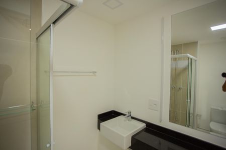 BANHEIRO de kitnet/studio para alugar com 1 quarto, 19m² em Vila Romana, São Paulo