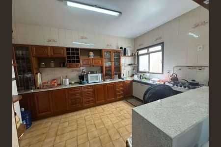 Cozinha de casa para alugar com 5 quartos, 350m² em Centro, Canoas