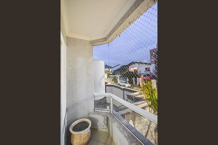 Sacada de casa para alugar com 4 quartos, 225m² em Nova Petrópolis, São Bernardo do Campo