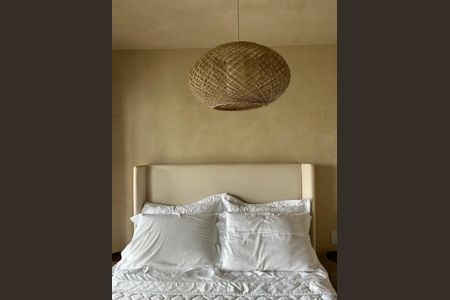 Quarto de apartamento à venda com 1 quarto, 51m² em Vila Anglo Brasileira, São Paulo