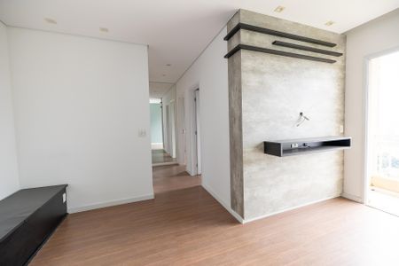 Sala de apartamento para alugar com 3 quartos, 69m² em Jardim Graziela, Barueri