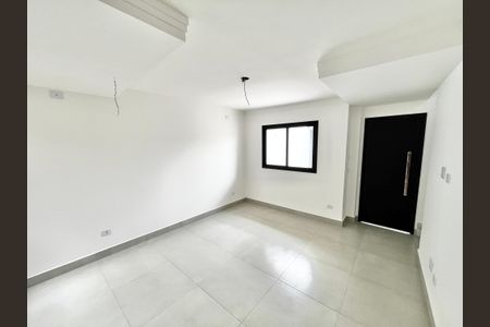Sala de casa para alugar com 2 quartos, 70m² em Vila Guaca, São Paulo