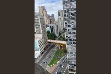 Vista da janela de apartamento à venda com 1 quarto, 33m² em Centro Histórico de São Paulo, São Paulo