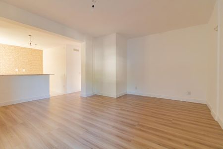 Sala de apartamento para alugar com 2 quartos, 75m² em Medianeira, Porto Alegre