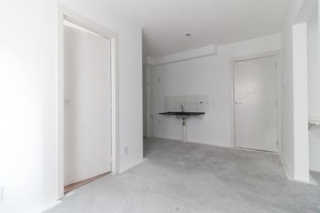 Sala de apartamento para alugar com 2 quartos, 35m² em Parque Bristol, São Paulo