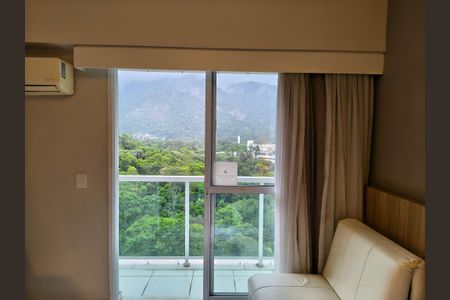 Blindex - Quarto de apartamento para alugar com 1 quarto, 30m² em Camorim, Rio de Janeiro