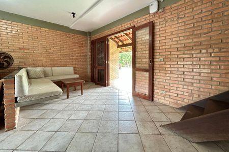 Sala de casa de condomínio para alugar com 2 quartos, 65m² em Campeche Leste, Florianópolis