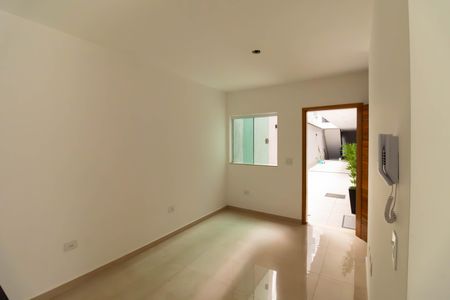 Sala e Cozinha de casa de condomínio à venda com 2 quartos, 46m² em Jardim São Paulo, São Paulo