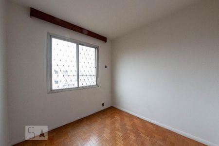 Quarto de apartamento à venda com 4 quartos, 105m² em Alto Barroca, Belo Horizonte