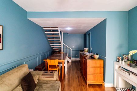 Sala de casa de condomínio à venda com 2 quartos, 85m² em Jardim Sarah, São Paulo