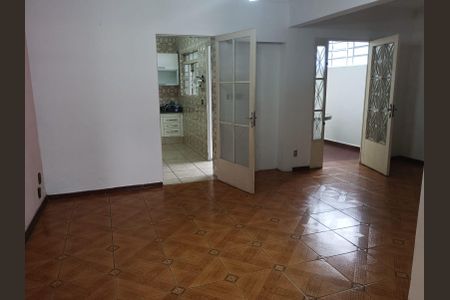Sala de casa para alugar com 3 quartos, 318m² em Vila Amalia (Zona Norte), São Paulo