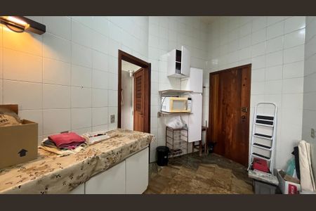 Casa à venda com 5 quartos, 345m² em Vila Nova, Campinas