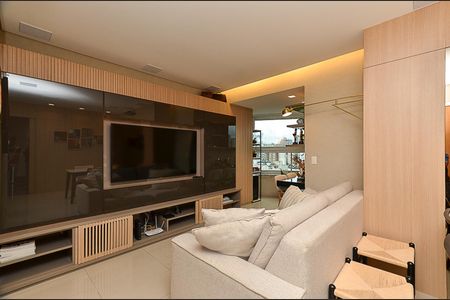 Sala Ambientes de apartamento à venda com 2 quartos, 136m² em Serra, Belo Horizonte