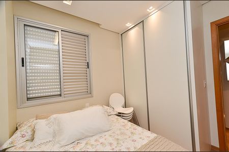 Quarto 1 de apartamento à venda com 2 quartos, 136m² em Serra, Belo Horizonte