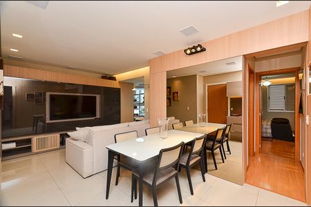 Sala Ambientes de apartamento à venda com 2 quartos, 136m² em Serra, Belo Horizonte