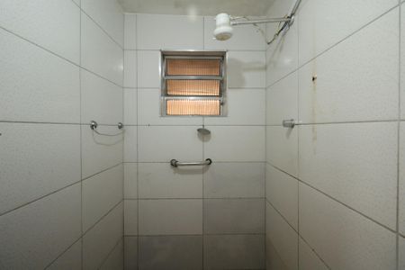 Banheiro de casa para alugar com 1 quarto, 30m² em Eldorado, Diadema