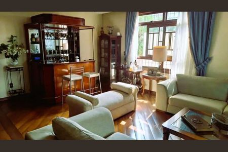 Casa à venda com 5 quartos, 515m² em Belvedere, Belo Horizonte