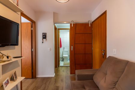 Sala de apartamento à venda com 2 quartos, 37m² em Recanto das Rosas, Osasco