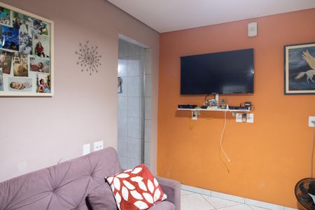 Sala de casa para alugar com 3 quartos, 117m² em Cidade Antônio Estêvão de Carvalho, São Paulo