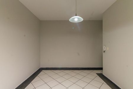 Sala de casa para alugar com 4 quartos, 270m² em Vila Esperança, São Paulo