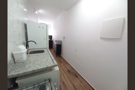 Cozinha de kitnet/studio para alugar com 1 quarto, 30m² em Itararé, São Vicente