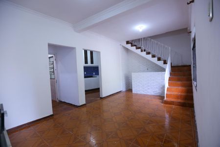 Sala de casa para alugar com 2 quartos, 70m² em Vila Arcadia, São Paulo
