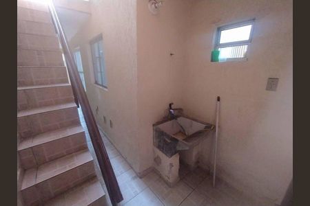 Área de serviço de casa à venda com 3 quartos, 180m² em Fazenda da Juta, São Paulo