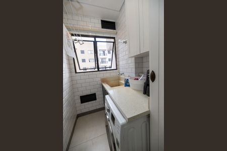 Área de Serviço de apartamento para alugar com 2 quartos, 54m² em Jardim Belval, Barueri