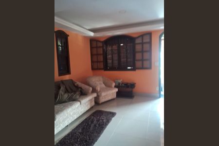 Casa à venda com 4 quartos, 235m² em Atila de Paiva (barreiro, Belo Horizonte