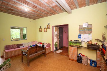 Sala de casa para alugar com 3 quartos, 150m² em Colonial, Contagem