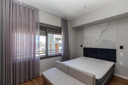Sala/Quarto de kitnet/studio para alugar com 1 quarto, 30m² em Farroupilha, Porto Alegre