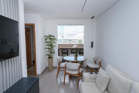 Sala de apartamento à venda com 2 quartos, 73m² em Eldorado, Contagem