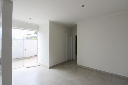 Sala de apartamento para alugar com 2 quartos, 69m² em Santa Monica, Belo Horizonte